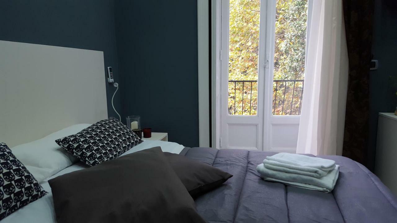 Holiday Naples Art Rooms Екстериор снимка