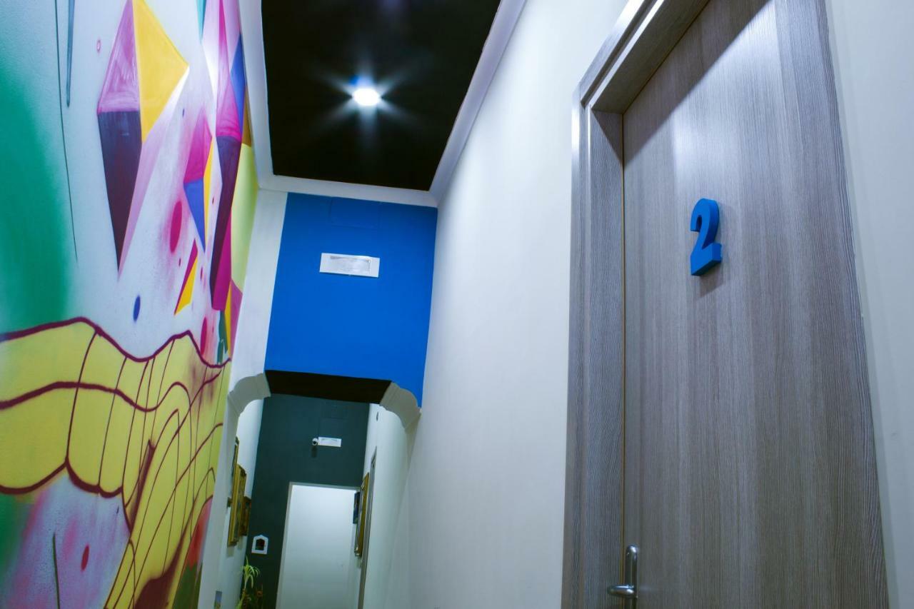 Holiday Naples Art Rooms Екстериор снимка